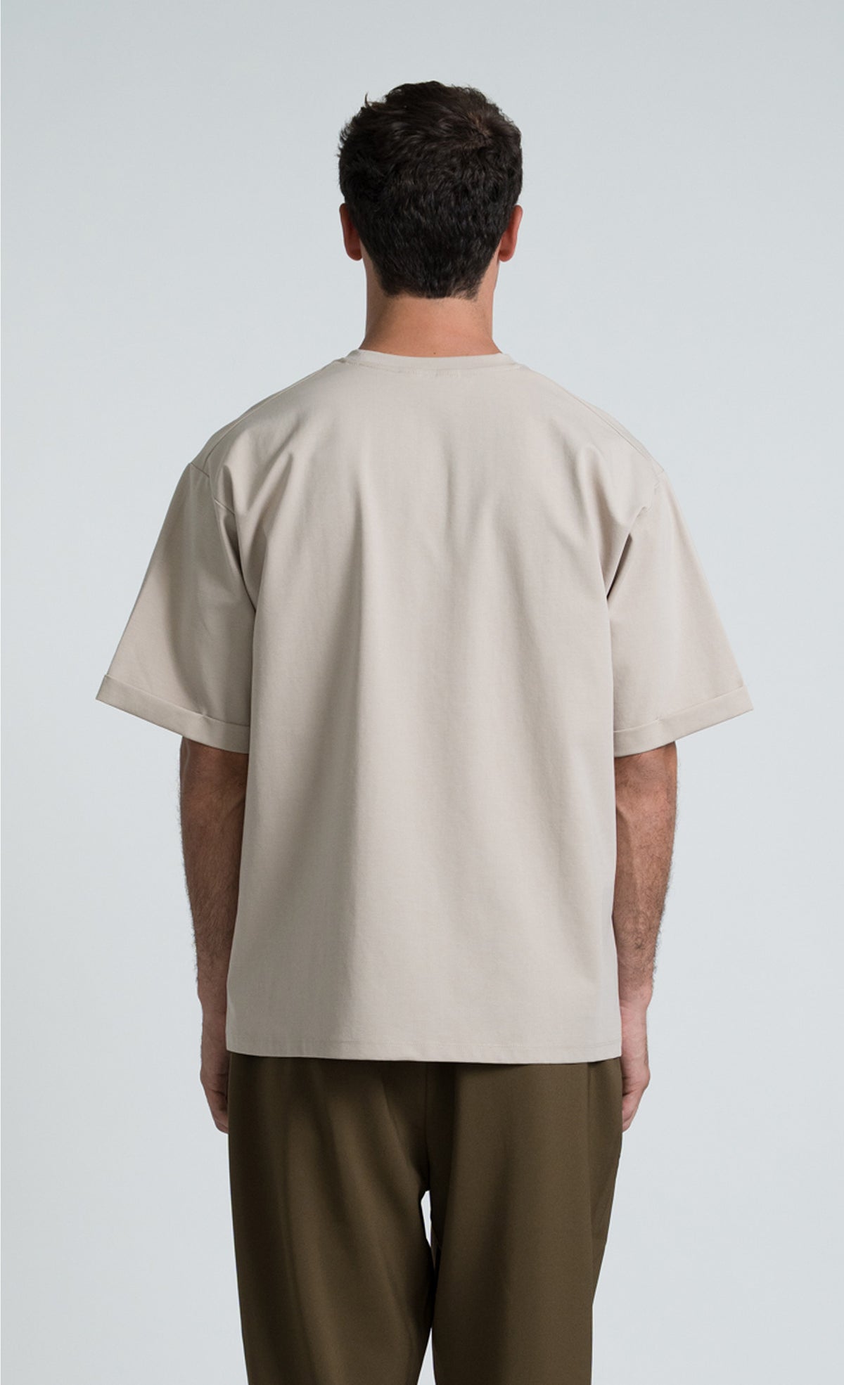 Wooden T-shirt Over Akita – Sabbia